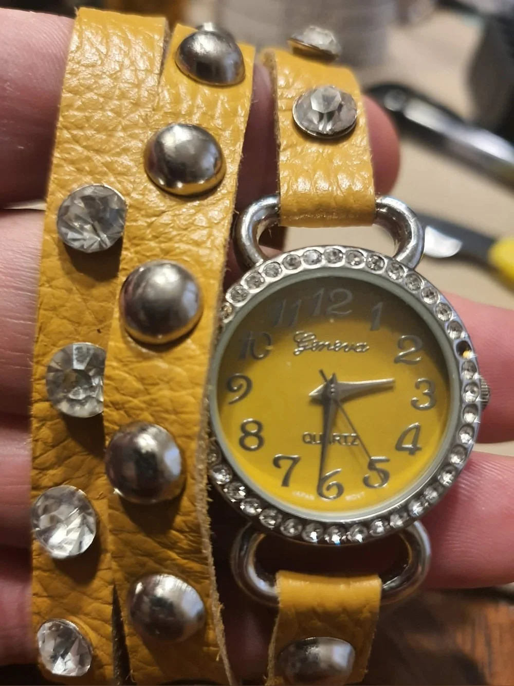 🦋10/$20🦋 Geneva Silver/Yellow Rhinestone Leather Double Loop Women's Watch
